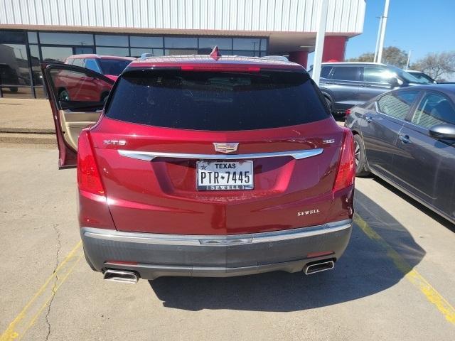 used 2017 Cadillac XT5 car, priced at $15,500