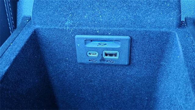 used 2020 Cadillac XT5 car, priced at $25,991