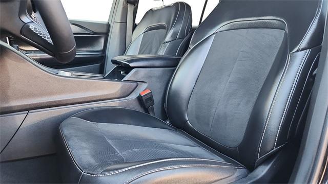 used 2024 Jeep Grand Cherokee L car, priced at $31,495