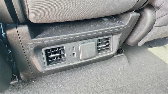 used 2024 Chevrolet Silverado 1500 car, priced at $34,991