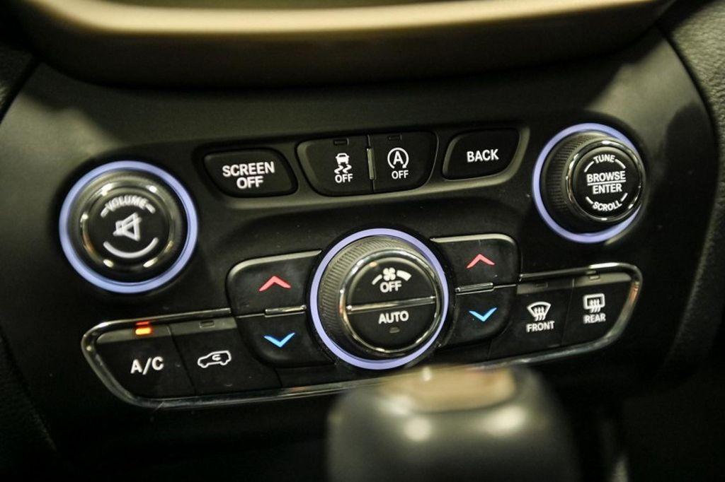 used 2015 Jeep Cherokee car, priced at $12,985