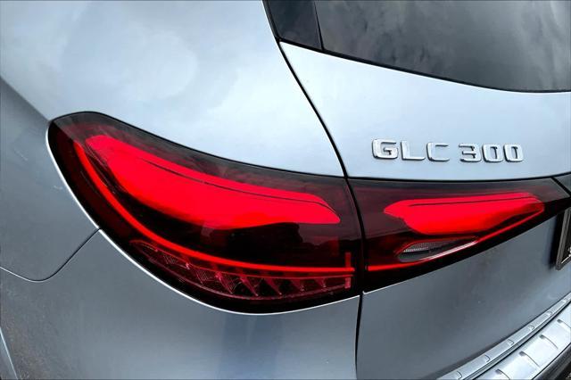 new 2024 Mercedes-Benz GLC 300 car, priced at $67,105