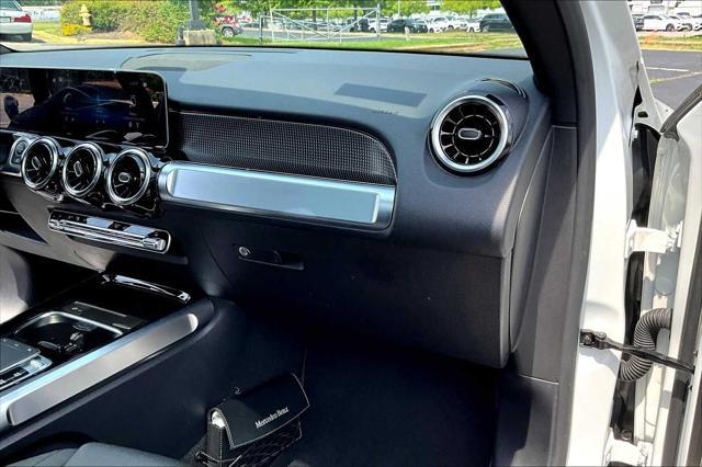 used 2020 Mercedes-Benz GLB 250 car, priced at $25,998