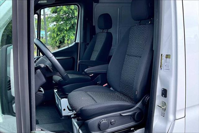 used 2022 Mercedes-Benz Sprinter 2500 car, priced at $53,598