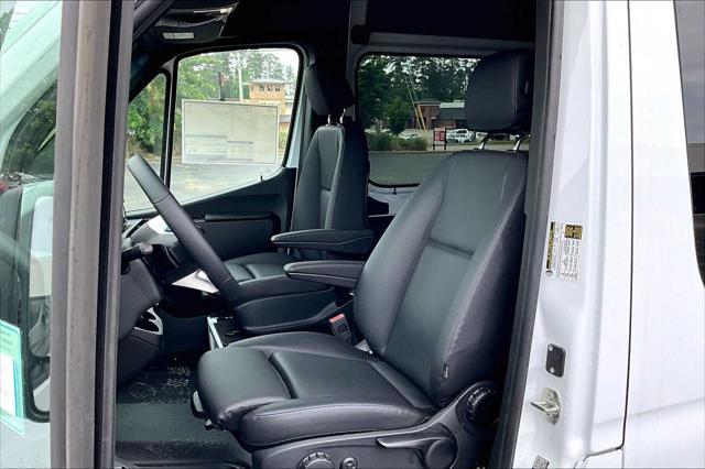 new 2025 Mercedes-Benz Sprinter 2500 car, priced at $77,086