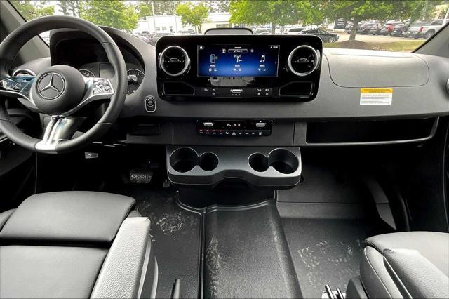 new 2025 Mercedes-Benz Sprinter 2500 car, priced at $77,086