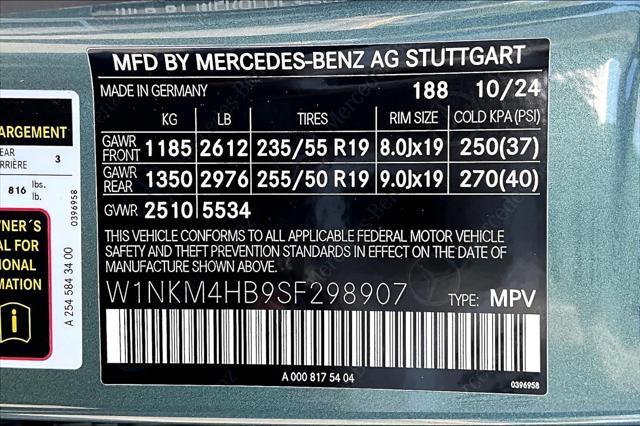 new 2025 Mercedes-Benz GLC 300 car, priced at $65,565