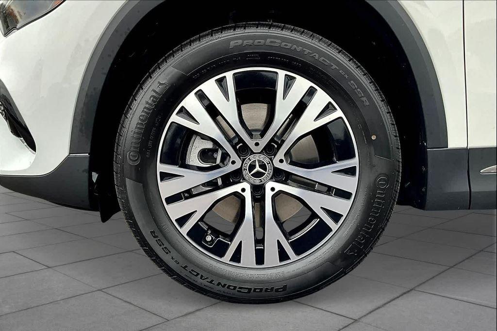 used 2025 Mercedes-Benz GLA 250 car, priced at $41,777