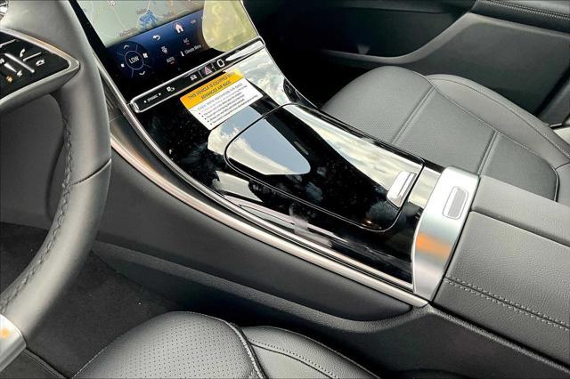 new 2025 Mercedes-Benz GLC 300 car, priced at $58,075