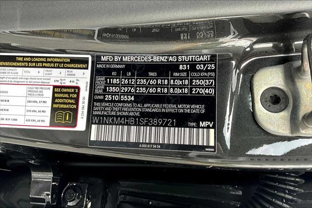 new 2025 Mercedes-Benz GLC 300 car, priced at $58,075