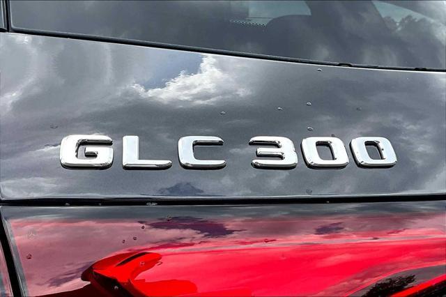 new 2025 Mercedes-Benz GLC 300 car, priced at $58,075