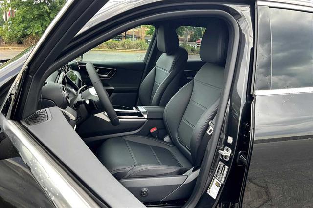 new 2025 Mercedes-Benz GLC 300 car, priced at $58,075