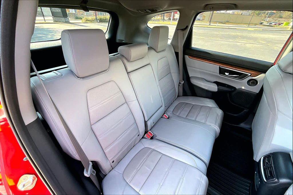 used 2020 Honda CR-V car, priced at $27,998