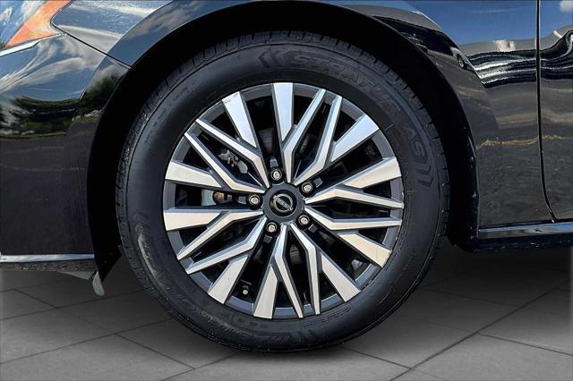 used 2023 Nissan Altima car, priced at $21,198