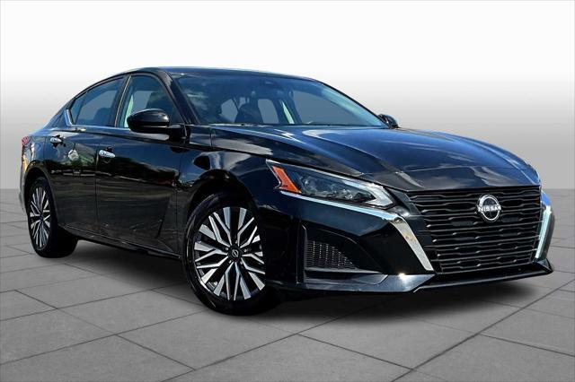 used 2023 Nissan Altima car, priced at $21,198