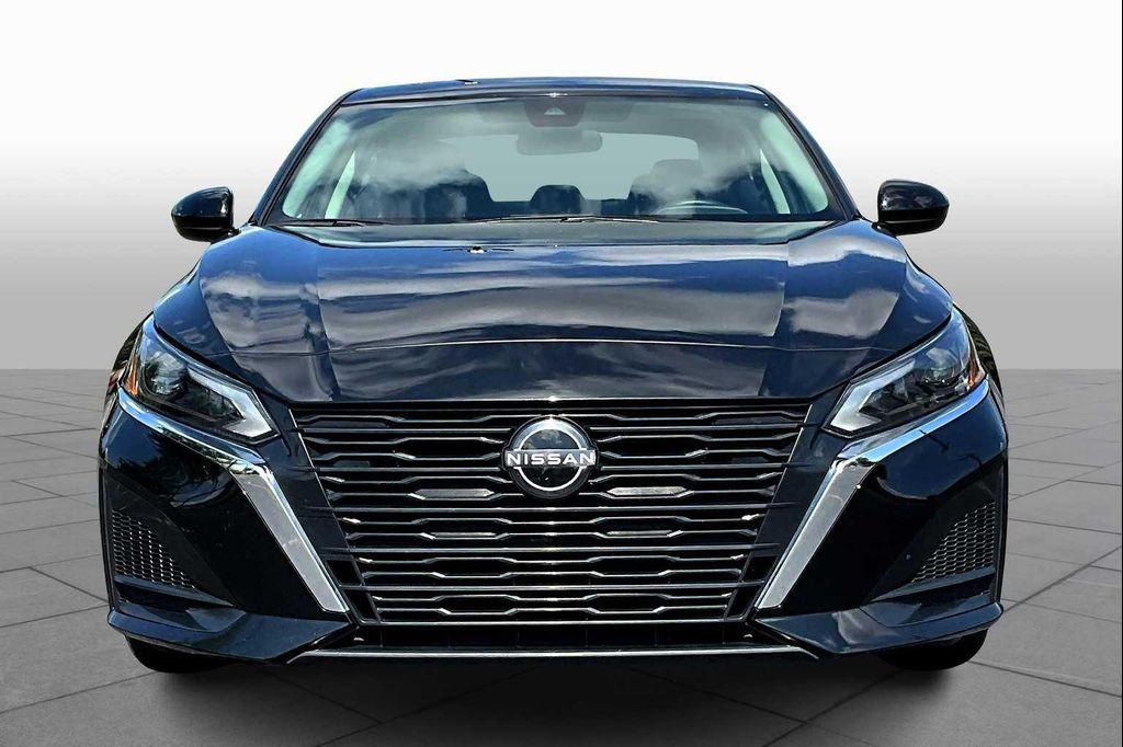 used 2023 Nissan Altima car, priced at $19,498