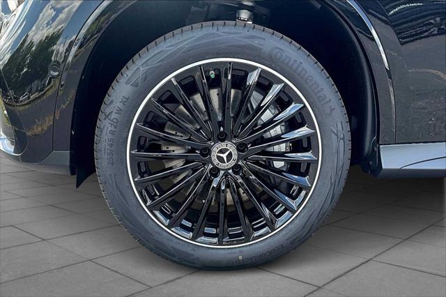 new 2025 Mercedes-Benz GLC 300 car, priced at $66,125