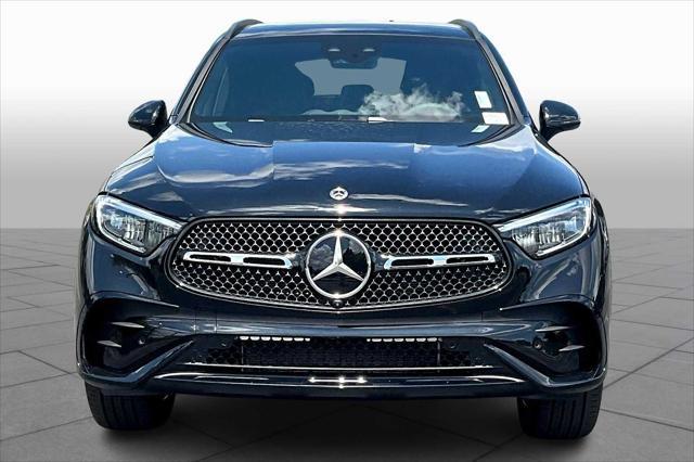 new 2025 Mercedes-Benz GLC 300 car, priced at $66,125