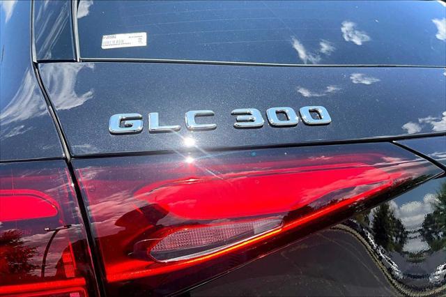 new 2025 Mercedes-Benz GLC 300 car, priced at $66,125