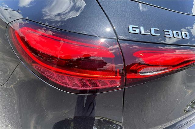 new 2025 Mercedes-Benz GLC 300 car, priced at $66,125