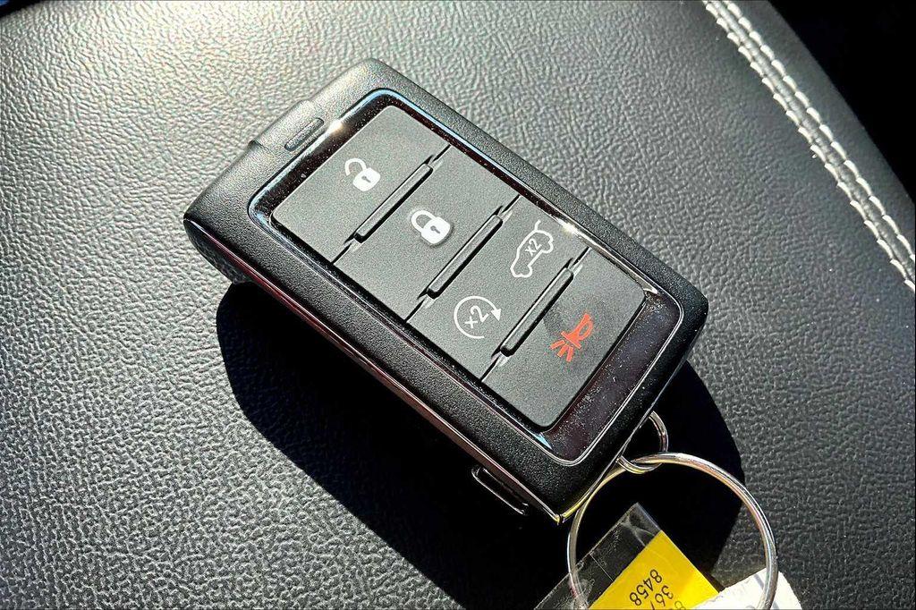 used 2024 Jeep Grand Cherokee L car, priced at $31,698