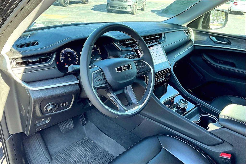 used 2024 Jeep Grand Cherokee L car, priced at $31,698