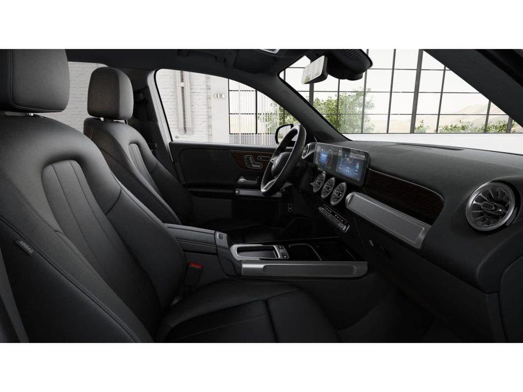 new 2025 Mercedes-Benz GLB 250 car, priced at $51,020