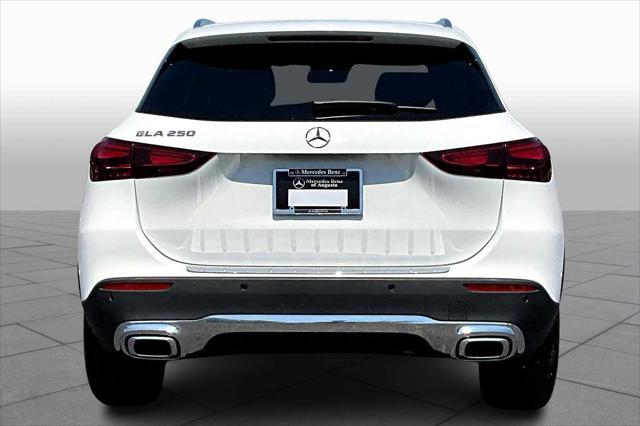 used 2025 Mercedes-Benz GLA 250 car, priced at $37,998
