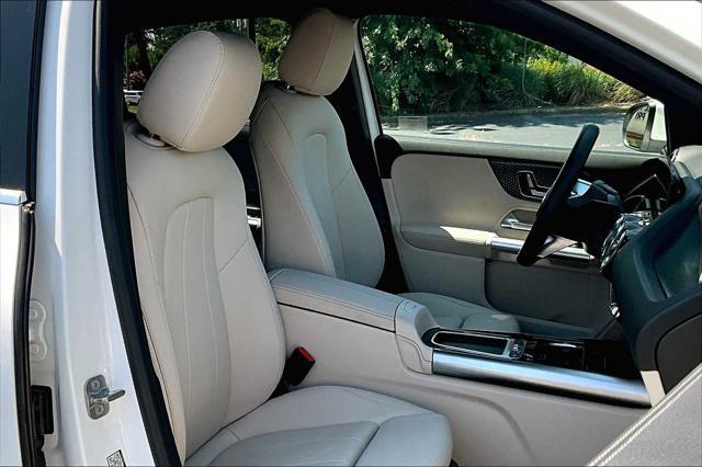 used 2025 Mercedes-Benz GLA 250 car, priced at $37,998