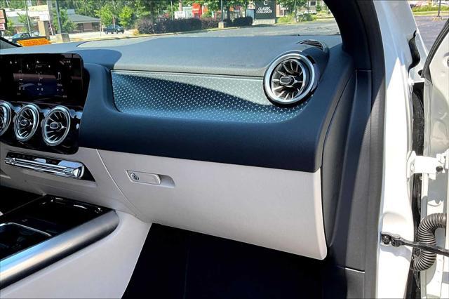 used 2025 Mercedes-Benz GLA 250 car, priced at $37,998