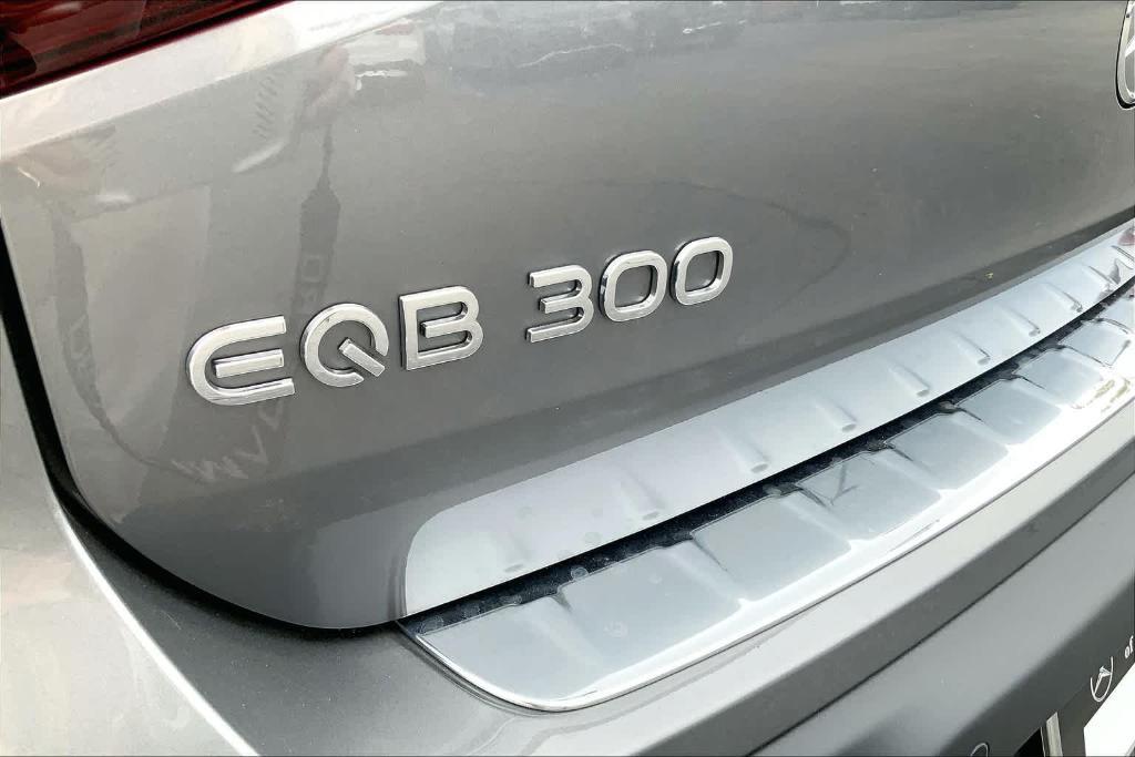 new 2023 Mercedes-Benz EQB 300 car, priced at $62,385