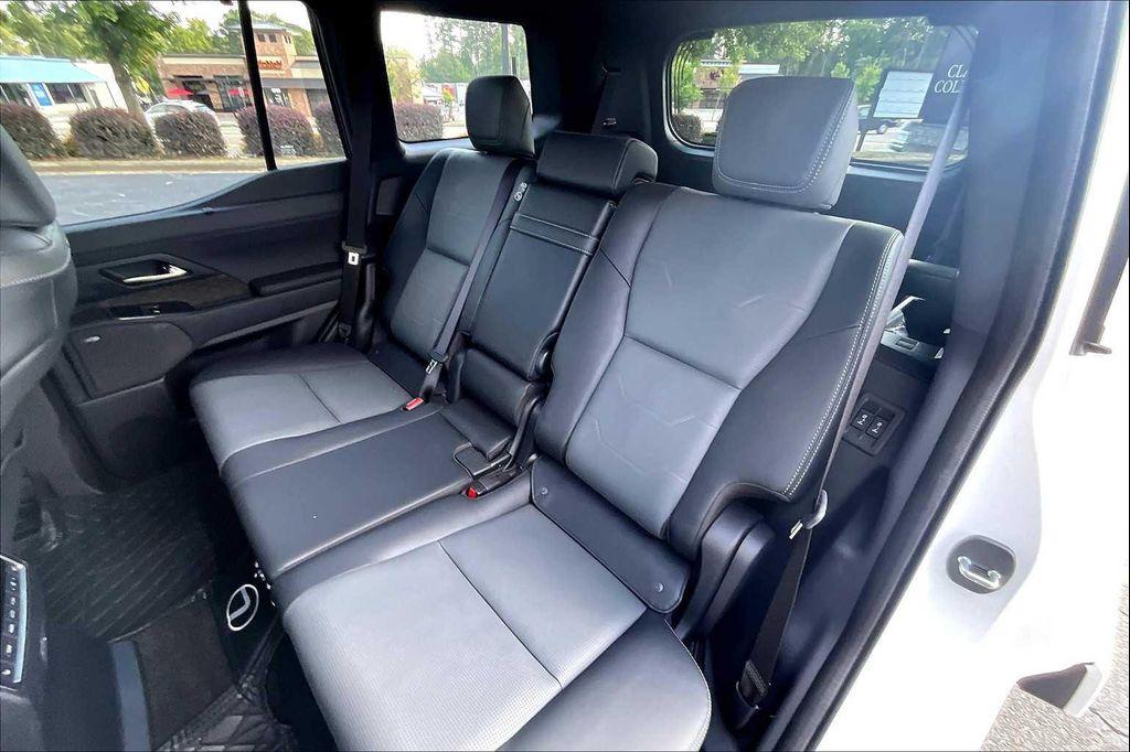 used 2024 Lexus GX 550 car, priced at $87,998