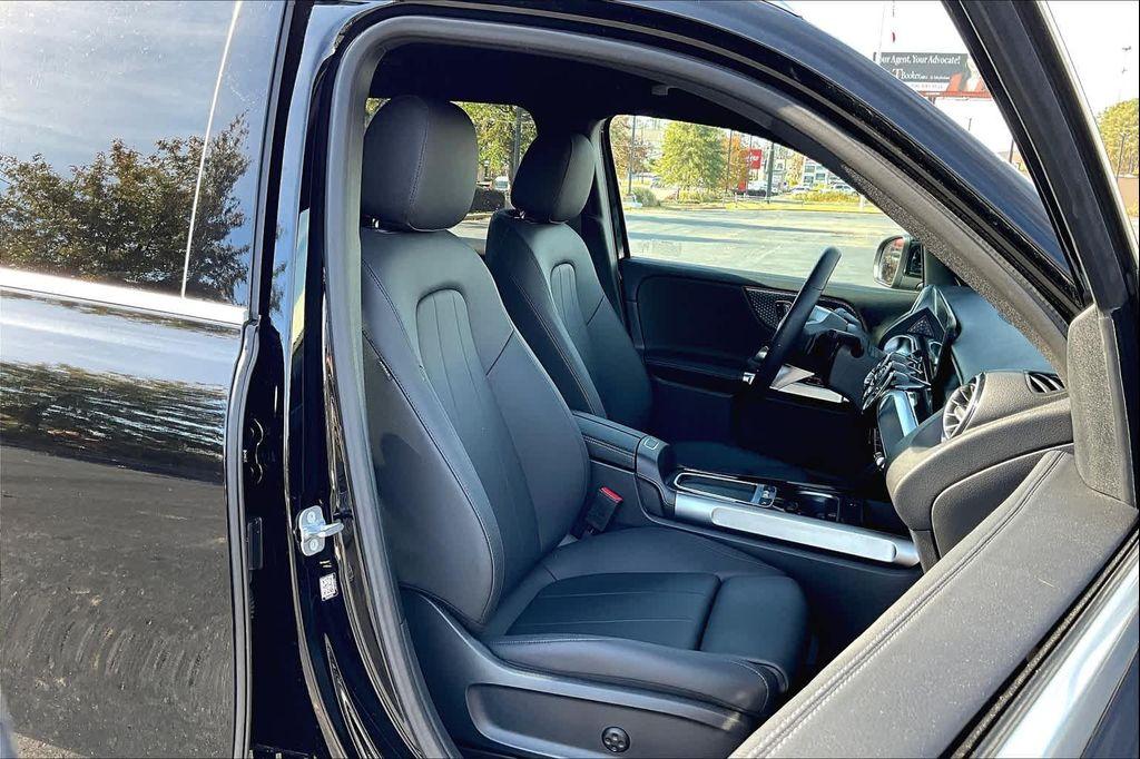 used 2024 Mercedes-Benz GLB 250 car, priced at $39,998