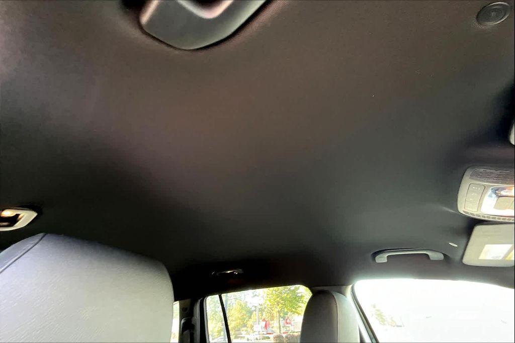 used 2024 Mercedes-Benz GLB 250 car, priced at $39,998