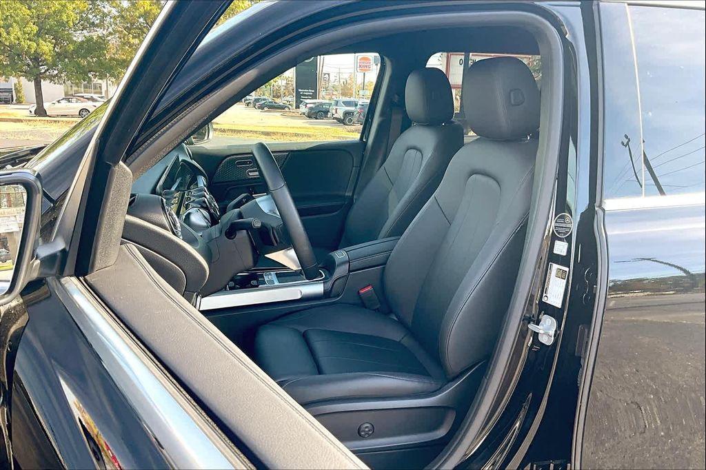 used 2024 Mercedes-Benz GLB 250 car, priced at $39,998