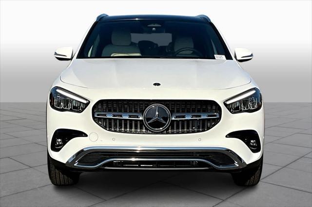 new 2025 Mercedes-Benz GLA 250 car, priced at $47,960