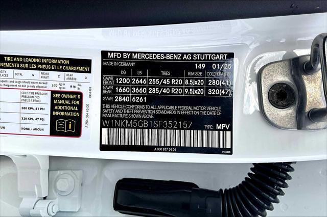 new 2025 Mercedes-Benz GLC 350e car, priced at $70,060