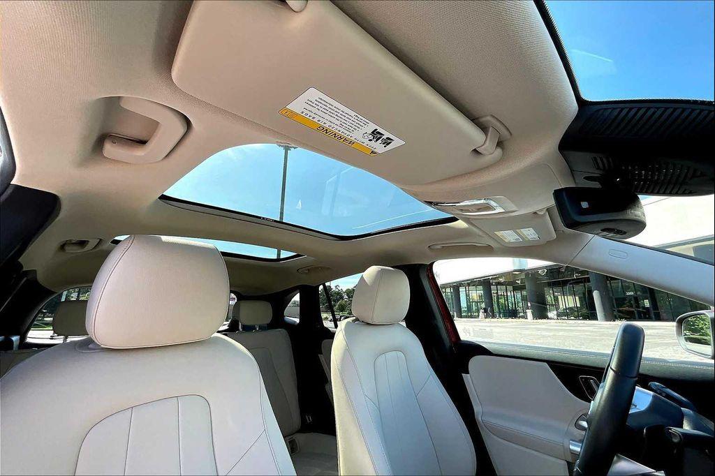 used 2025 Mercedes-Benz GLA 250 car, priced at $43,798