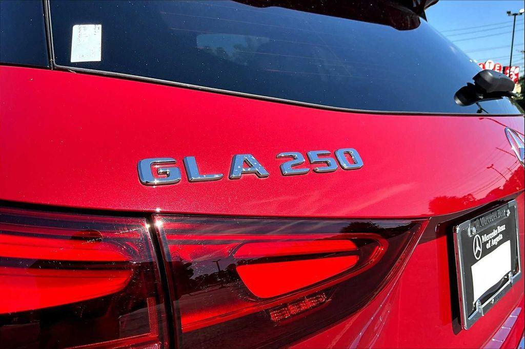 used 2025 Mercedes-Benz GLA 250 car, priced at $43,798