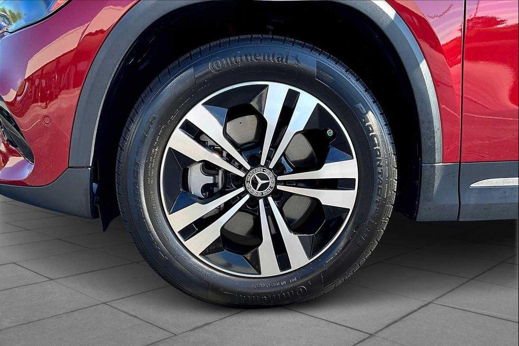 used 2025 Mercedes-Benz GLA 250 car, priced at $43,798