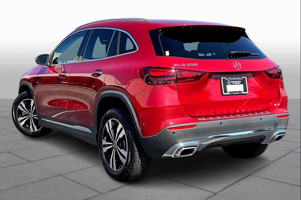 used 2025 Mercedes-Benz GLA 250 car, priced at $43,798