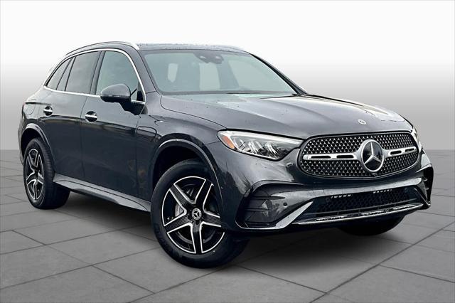 new 2025 Mercedes-Benz GLC 300 car, priced at $63,295