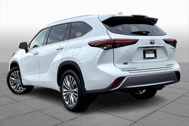 used 2024 Toyota Highlander Hybrid car, priced at $54,198