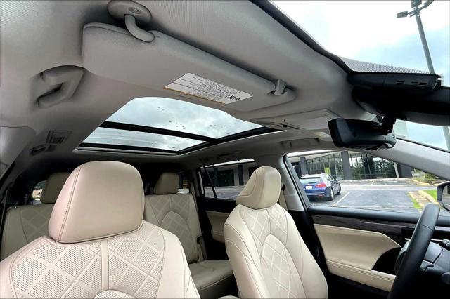 used 2024 Toyota Highlander Hybrid car, priced at $54,198