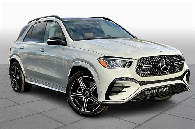 new 2025 Mercedes-Benz GLE 450 car, priced at $85,630