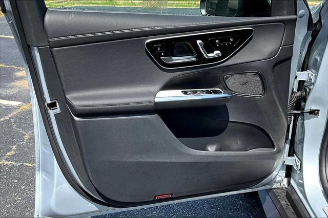 new 2025 Mercedes-Benz GLC 350e car, priced at $70,705