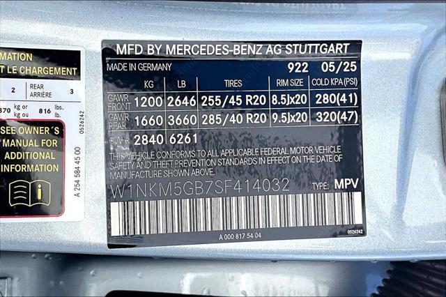 new 2025 Mercedes-Benz GLC 350e car, priced at $70,705