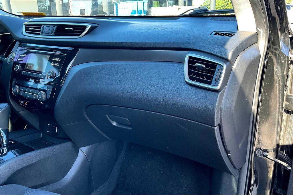 used 2015 Nissan Rogue car, priced at $11,998
