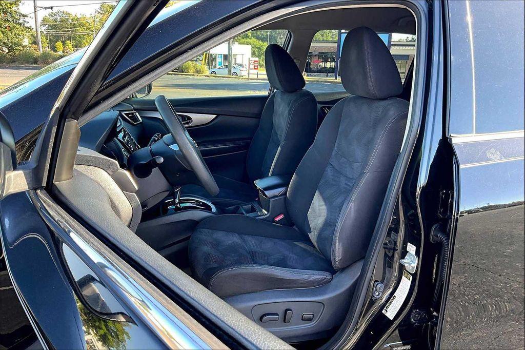 used 2015 Nissan Rogue car, priced at $11,998