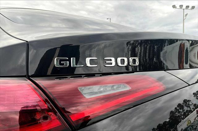 used 2025 Mercedes-Benz GLC 300 car